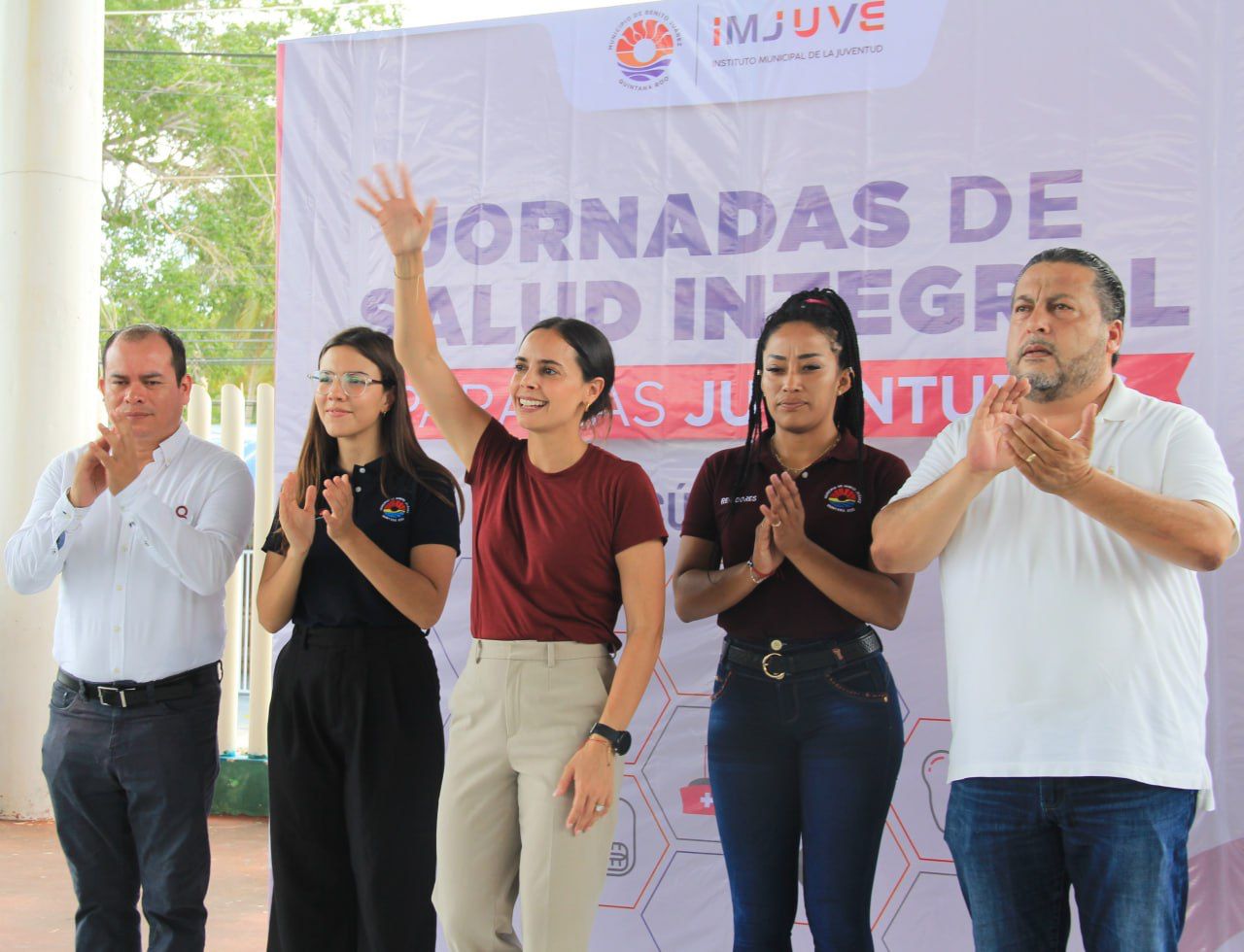 uploads/6/32/01 (133).Jpeg